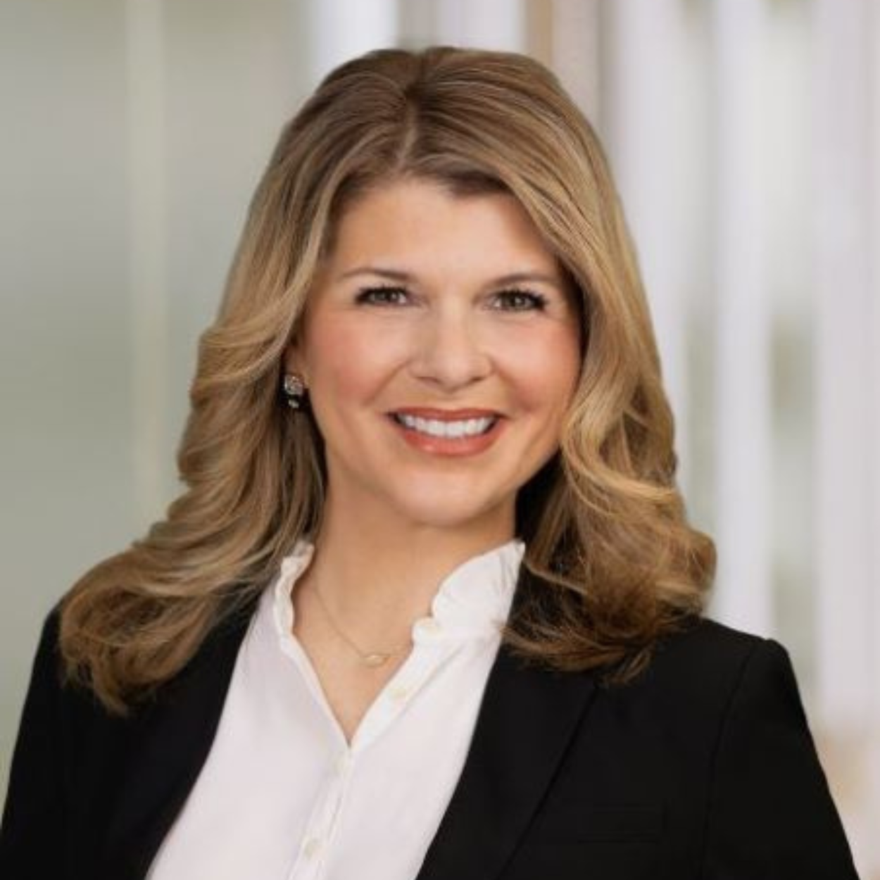 headshot of board member, Kristen Noll